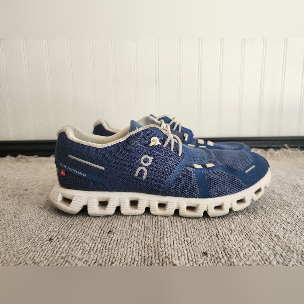 ON CLOUD 5 WOMEN'S RUNNING SHOES SNEAKERS DENIM/ WHITE SIZE 6.5